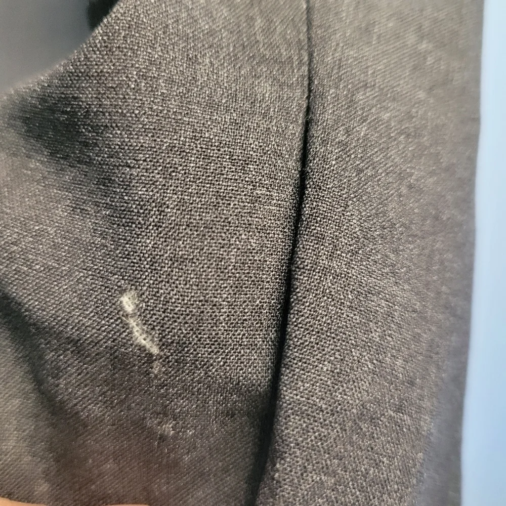 Gucci Men's Sports Wool Blazer Coat in Grey Size 43R (see measurements)